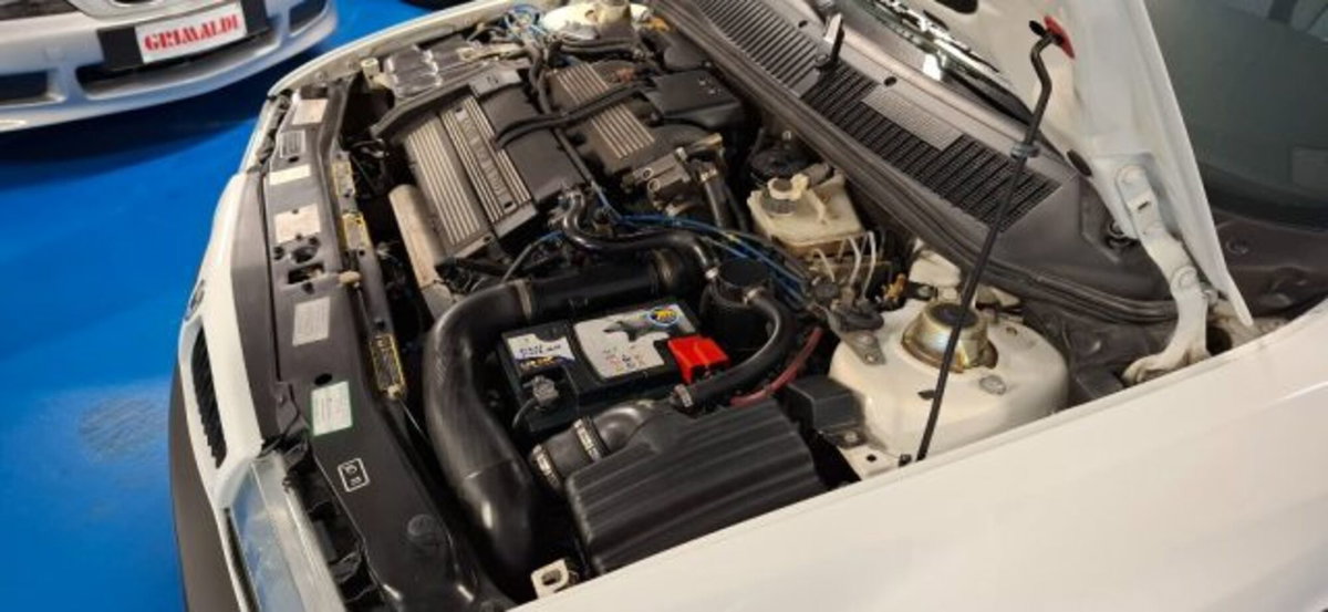 Lancia Delta HPE 2.0 i.e. turbo 16V cat 3p. HF (15)