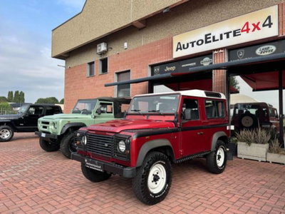 Land Rover Defender 90 2.4 TD4 Station Wagon S usata