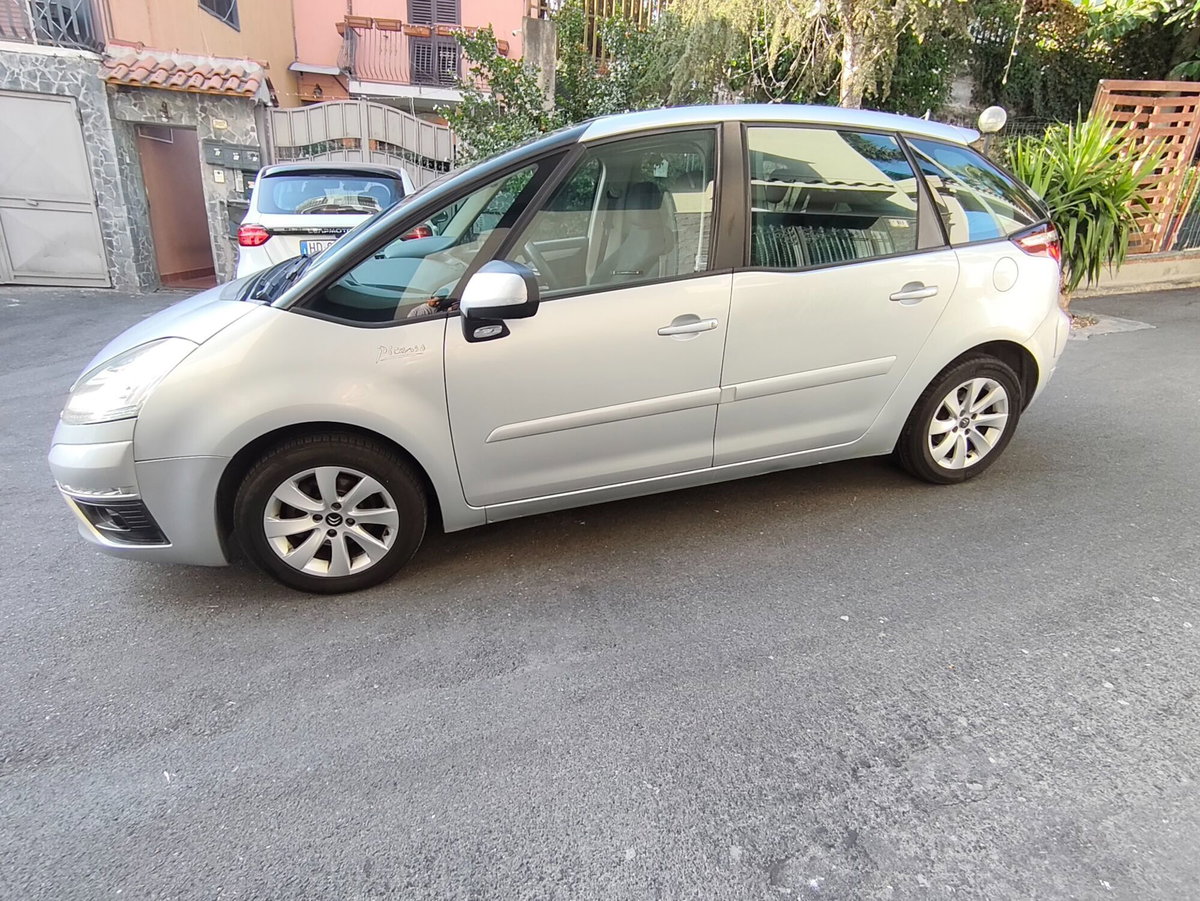 Citroen C4 Picasso 1.6 HDi 110 FAP Business (5)