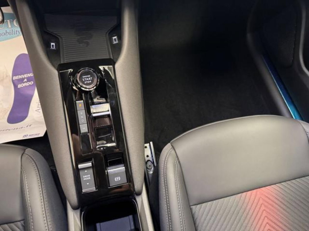Alfa Romeo Junior 1.2 ibrida Sport Speciale 145cv edct6 (13)