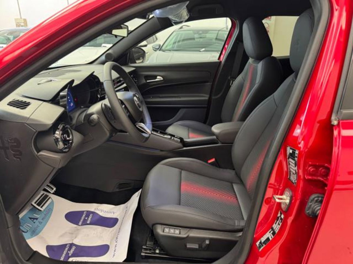 Alfa Romeo Junior 1.2 ibrida Sport Speciale 145cv edct6 (6)