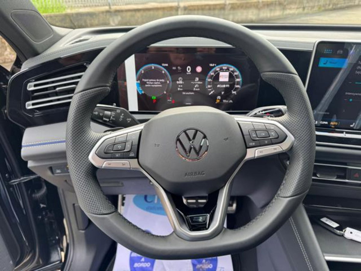 Volkswagen Tiguan 2.0 tdi R-Line 4motion 193cv dsg (14)