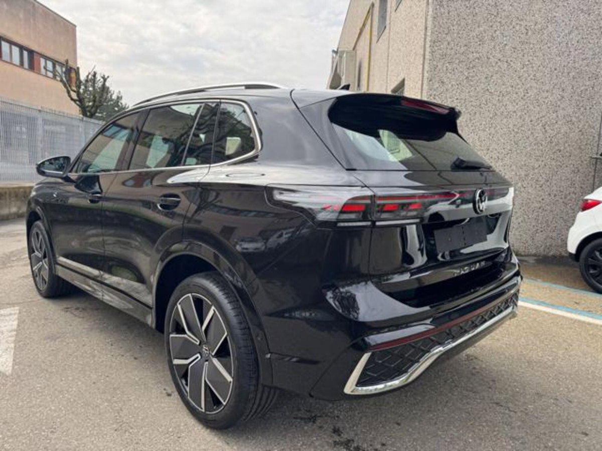 Volkswagen Tiguan 2.0 tdi R-Line 4motion 193cv dsg (6)