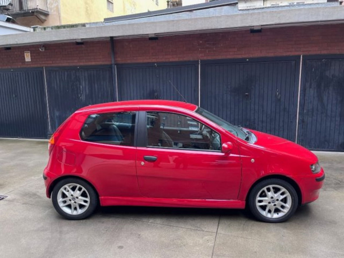 Fiat Punto 1.8i 16V cat 3 porte HGT (12)