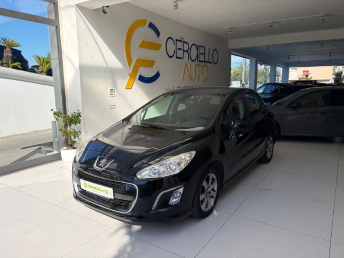 Peugeot 308 1.6 8V e-HDi 112CV Stop&Start robotiz. 5p. Allure (2)
