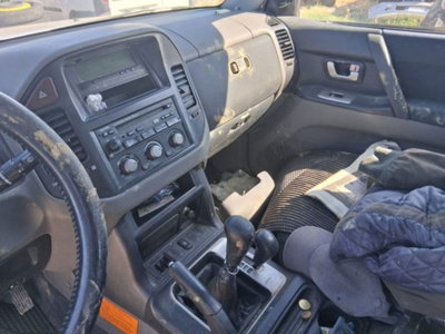 Mitsubishi Pajero 2.5 TDI 3p. GLX (13)