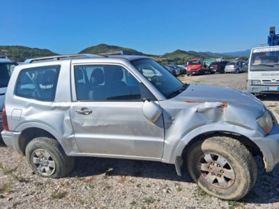 Mitsubishi Pajero 2.5 TDI 3p. GLX (3)