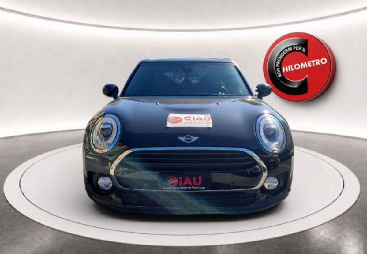 MINI Mini Clubman 2.0 Cooper D Untold Clubman (2)