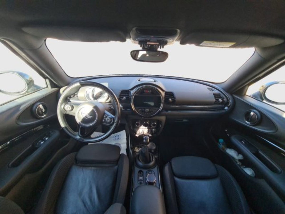 MINI Mini Clubman 2.0 Cooper D Untold Clubman (9)