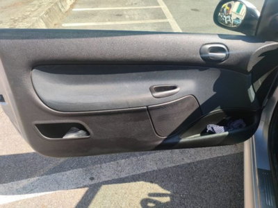 Peugeot 206 Cabrio 16V aut. CC Enfant Terrible (12)
