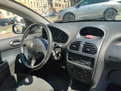 Peugeot 206 Cabrio 16V aut. CC Enfant Terrible (13)