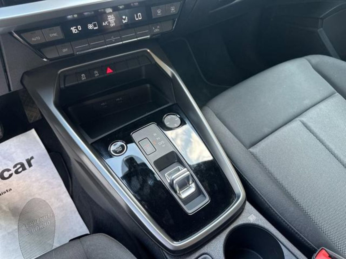 Audi A3 Sportback 30 TFSI S tronic Business (11)