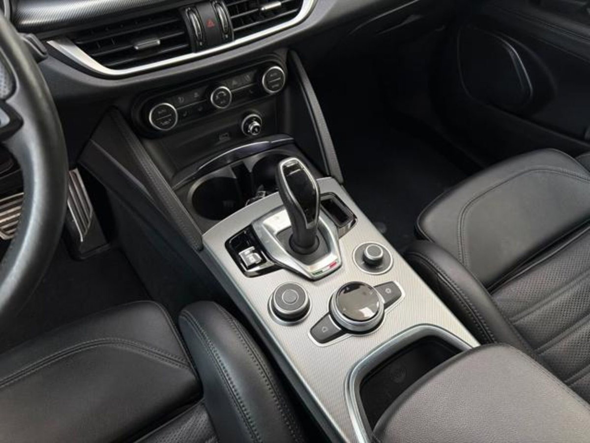 Alfa Romeo Stelvio Stelvio 2.2 Turbodiesel 190 CV AT8 Q4 Super Business (11)