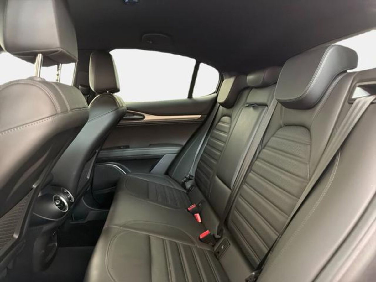 Alfa Romeo Stelvio Stelvio 2.2 Turbodiesel 190 CV AT8 Q4 Super Business (13)