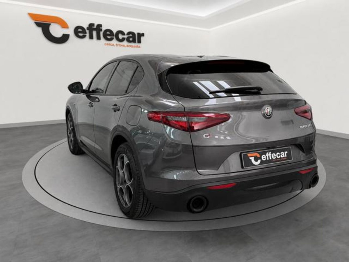 Alfa Romeo Stelvio Stelvio 2.2 Turbodiesel 190 CV AT8 Q4 Super Business (4)