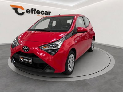 Toyota Aygo Connect 1.0 VVT-i 72 CV 5 porte x-clusiv usata
