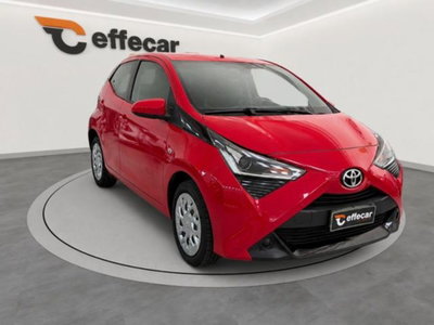 Toyota Aygo Connect 1.0 VVT-i 72 CV 5 porte x-clusiv (3)