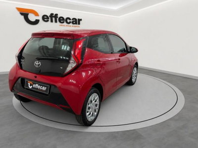 Toyota Aygo Connect 1.0 VVT-i 72 CV 5 porte x-clusiv (6)