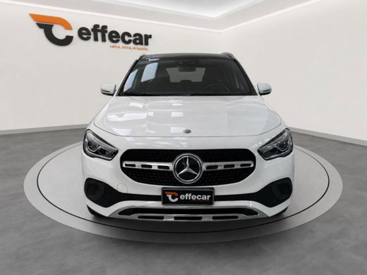 Mercedes-Benz GLA SUV 220 d Automatic Sport Plus (2)