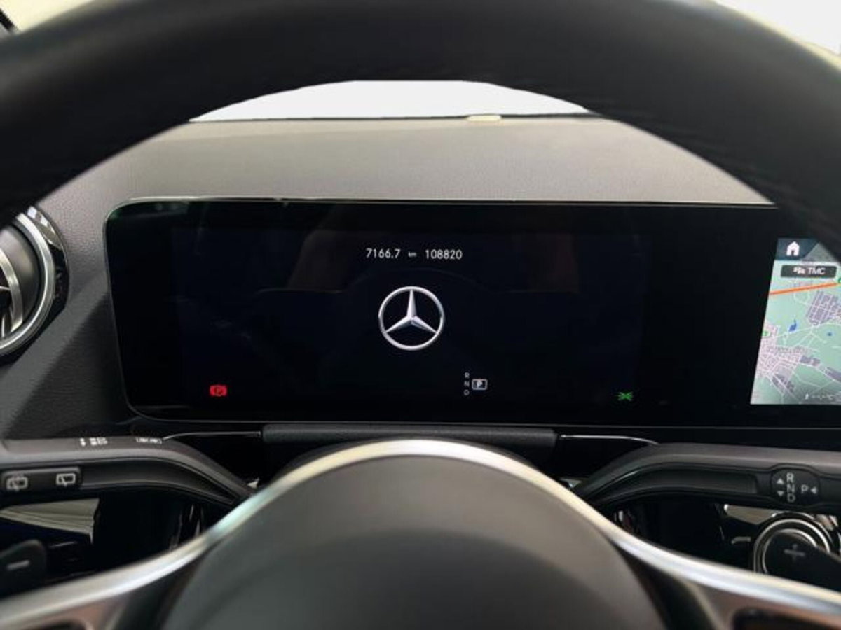 Mercedes-Benz GLA SUV 220 d Automatic Sport Plus (9)