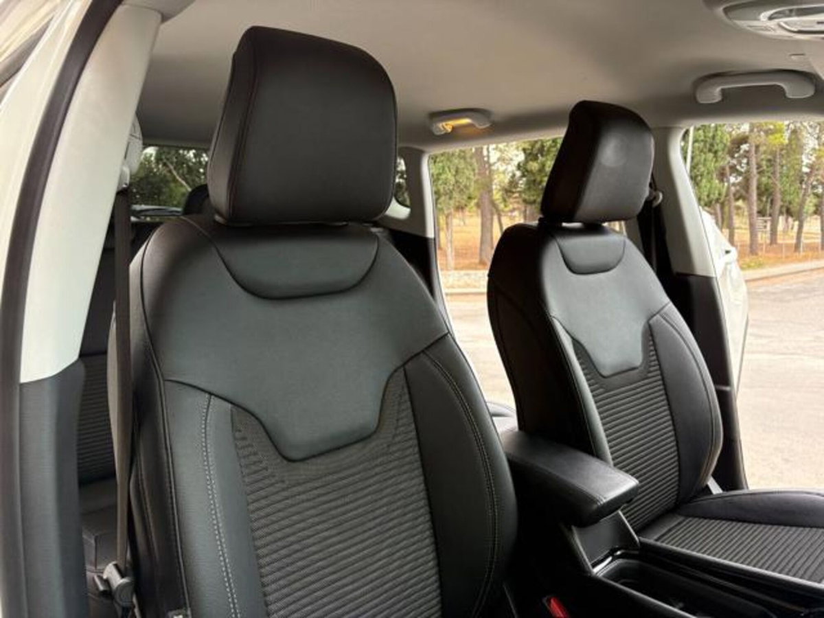 Jeep Compass 1.6 Multijet II 2WD Limited (10)