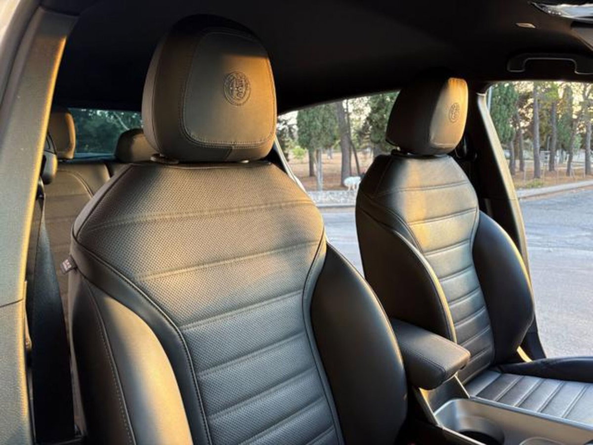 Alfa Romeo Tonale Tonale 1.5 160 CV MHEV TCT7 Ti (10)