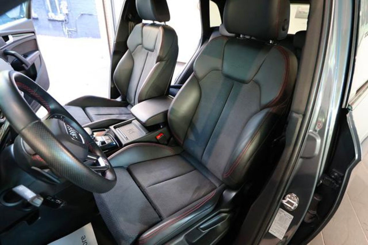 Audi Q5 40 2.0 tdi mhev 12V Identity Black quattro s-tronic (18)