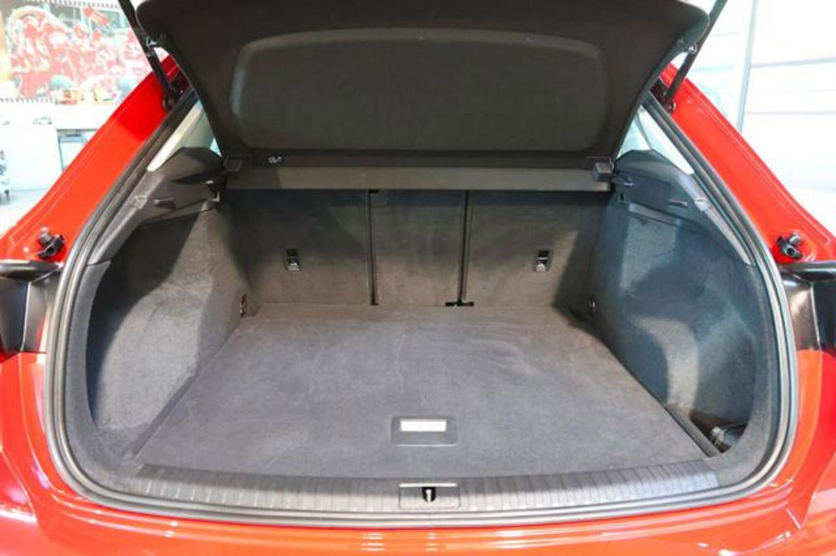 Audi Q3 35 2.0 tdi Business Advanced s-tronic (12)