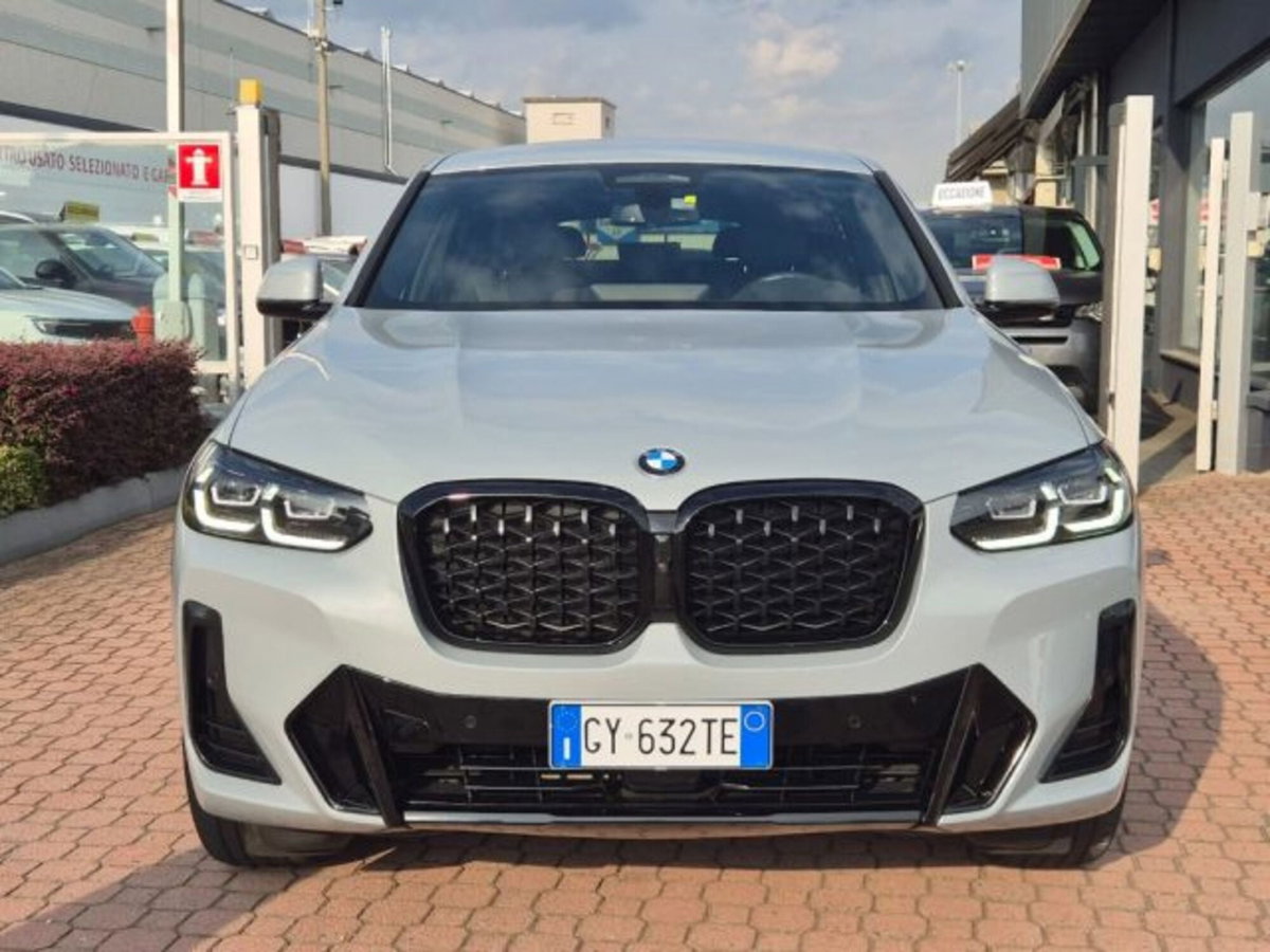 BMW X4 xDrive20d 48V Msport (2)