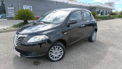 Lancia Ypsilon 0.9 TwinAir 85 CV 5 porte Metano Ecochic Mya (2)