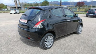 Lancia Ypsilon 0.9 TwinAir 85 CV 5 porte Metano Ecochic Mya (5)