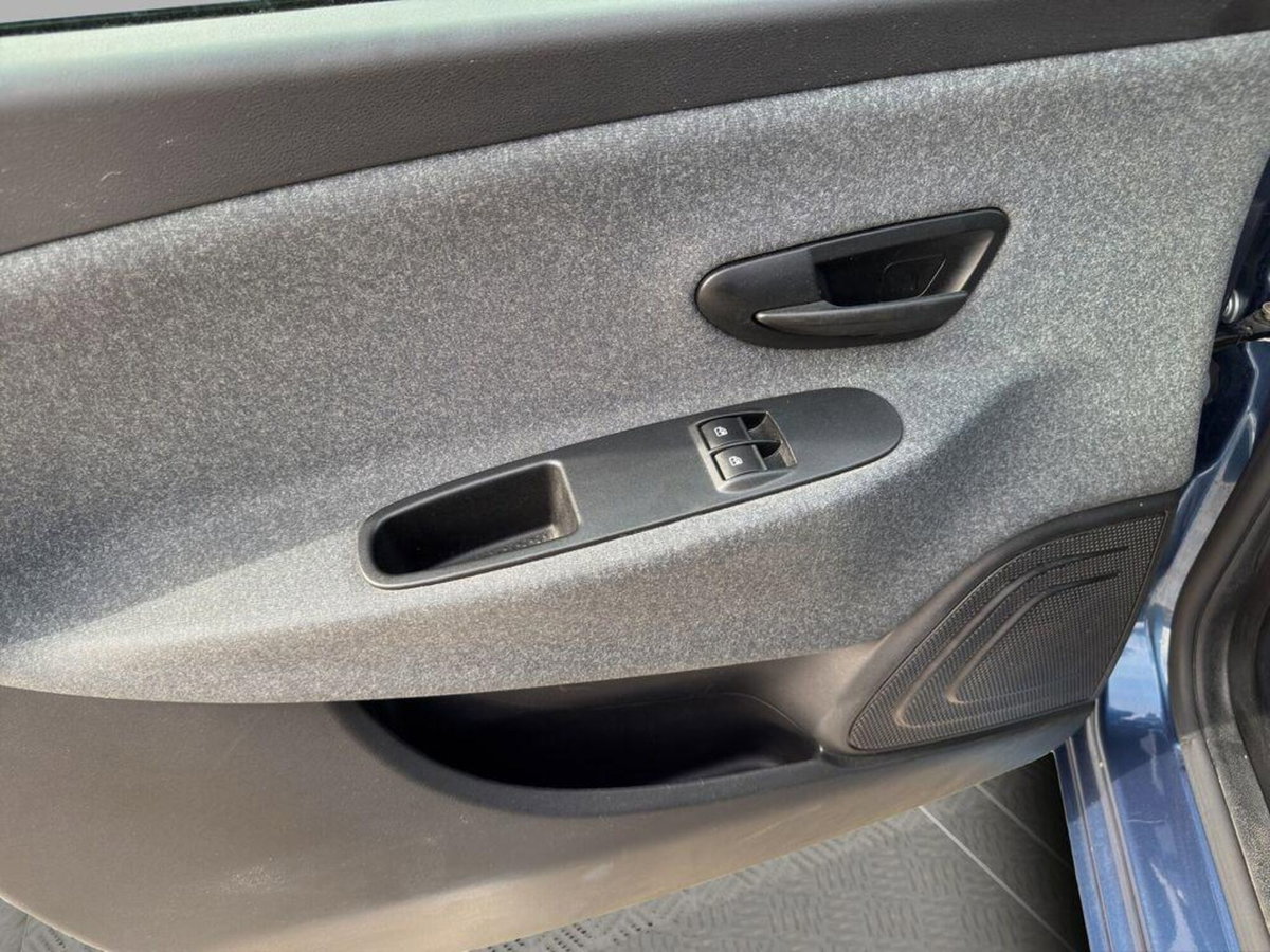 Lancia Ypsilon 1.0 FireFly 5 porte S&S Hybrid Silver Plus (15)
