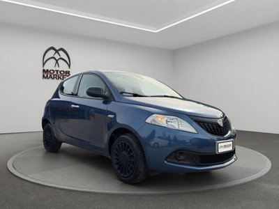 Lancia Ypsilon 1.0 FireFly 5 porte S&S Hybrid Silver Plus (3)