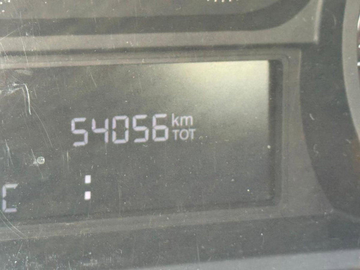 Lancia Ypsilon 1.0 FireFly 5 porte S&S Hybrid Silver Plus (9)