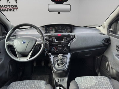 Lancia Ypsilon 1.0 FireFly 5 porte S&S Hybrid Ecochic Silver (13)