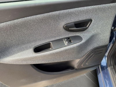 Lancia Ypsilon 1.0 FireFly 5 porte S&S Hybrid Ecochic Silver (15)