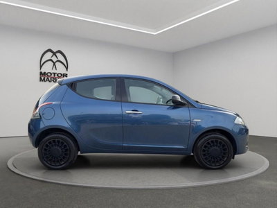 Lancia Ypsilon 1.0 FireFly 5 porte S&S Hybrid Ecochic Silver (4)