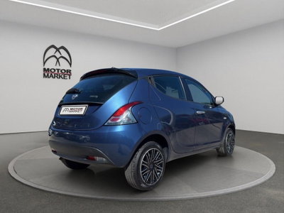 Lancia Ypsilon 1.0 FireFly 5 porte S&S Hybrid Ecochic Gold (7)