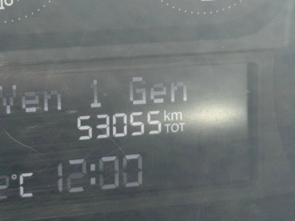 Lancia Ypsilon 1.0 FireFly 5 porte S&S Hybrid Ecochic Gold (9)
