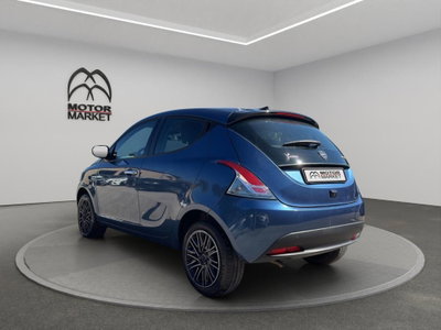 Lancia Ypsilon 1.0 FireFly 5 porte S&S Hybrid Gold Plus (8)