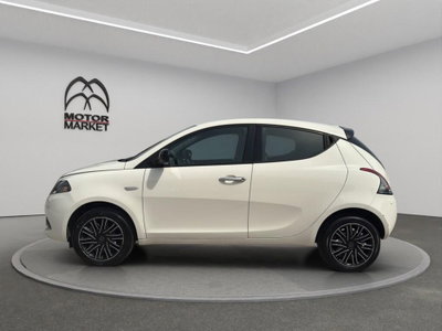 Lancia Ypsilon 1.0 FireFly 5 porte S&S Hybrid Gold Plus (5)