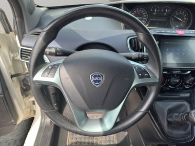 Lancia Ypsilon 1.0 FireFly 5 porte S&S Hybrid Gold Plus (10)