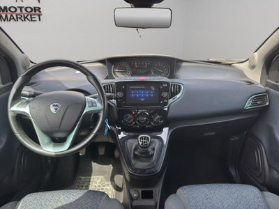 Lancia Ypsilon 1.0 FireFly 5 porte S&S Hybrid Gold Plus (13)