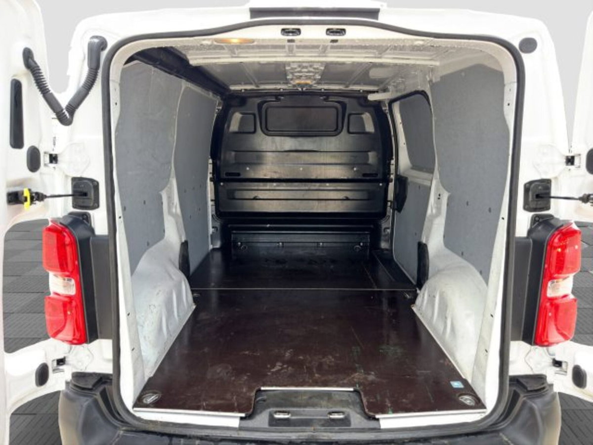 Fiat Scudo Furgone ce 1.5 bluehdi 120cv L3H1 (12)