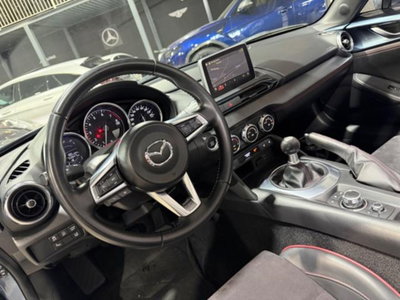 Mazda MX-5 2.0 Kazari (13)