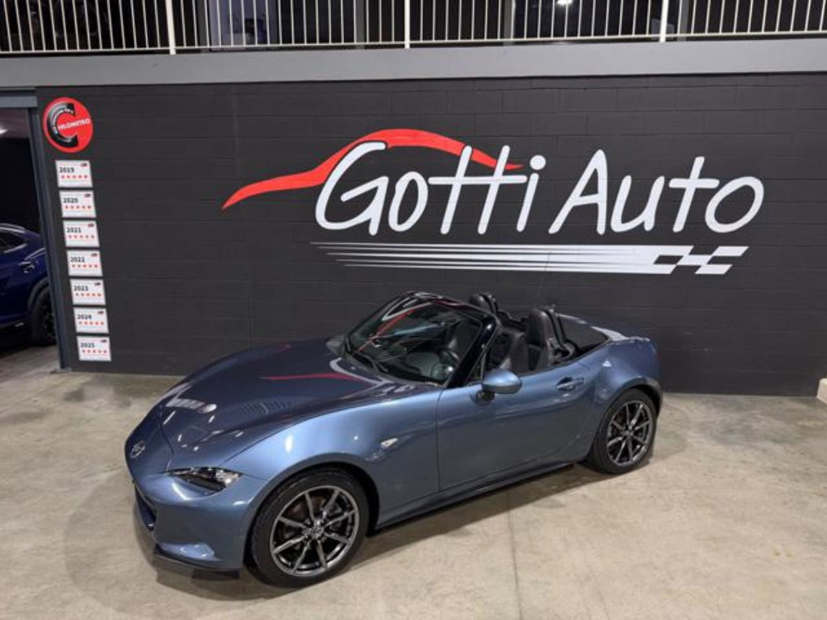 Mazda MX-5 2.0 Kazari (4)