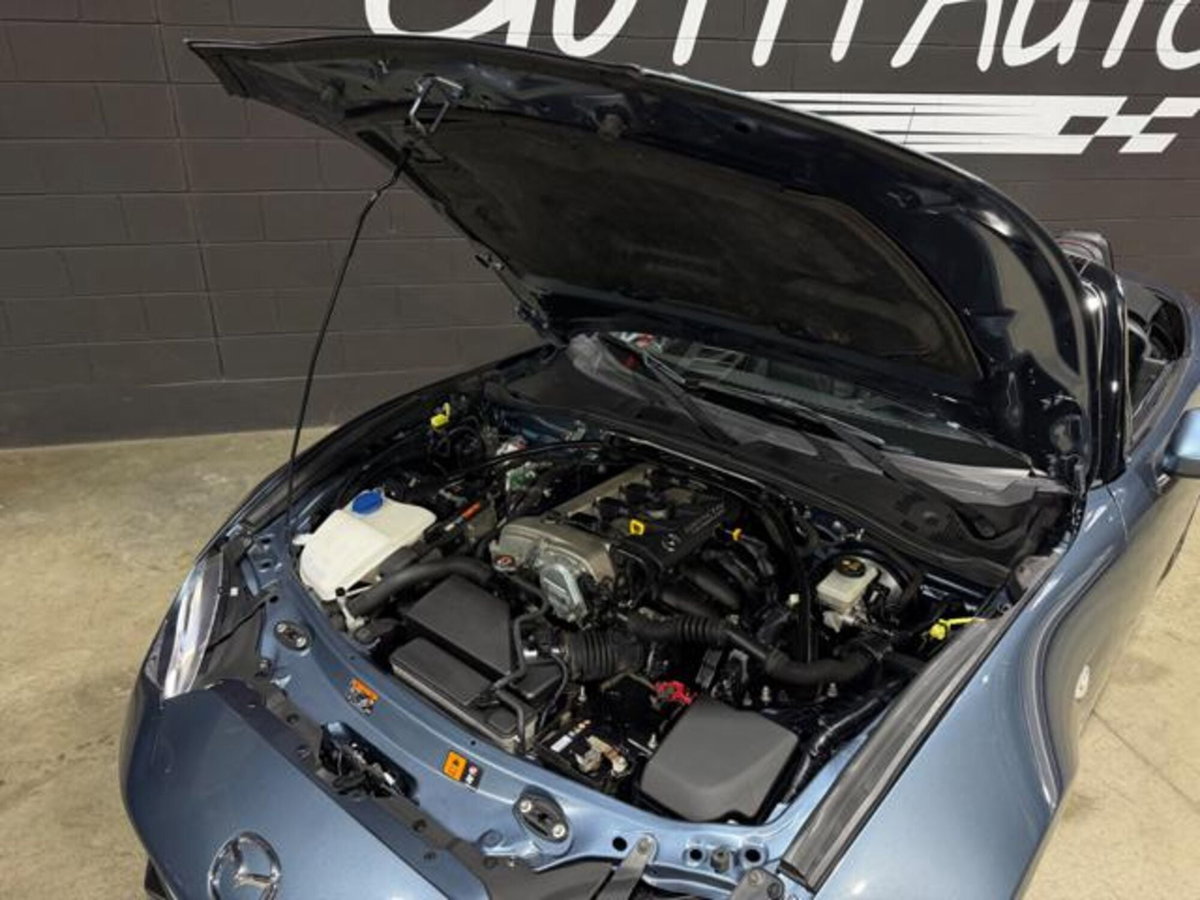 Mazda MX-5 2.0 Kazari (8)