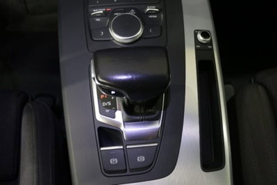 Audi Q5 2.0 TDI 190 CV quattro S tronic S line plus (18)