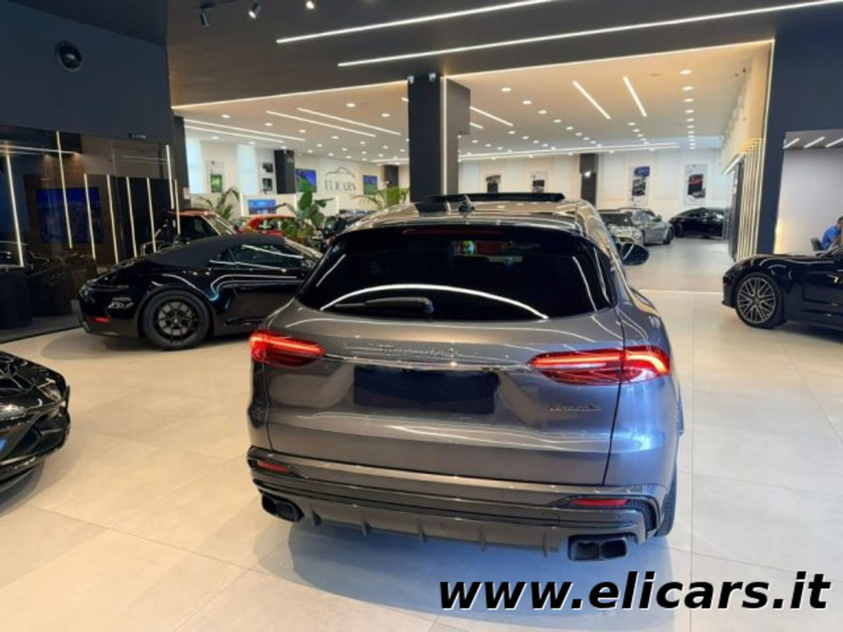 Maserati Grecale 3.0 V6 Trofeo 530cv auto (8)