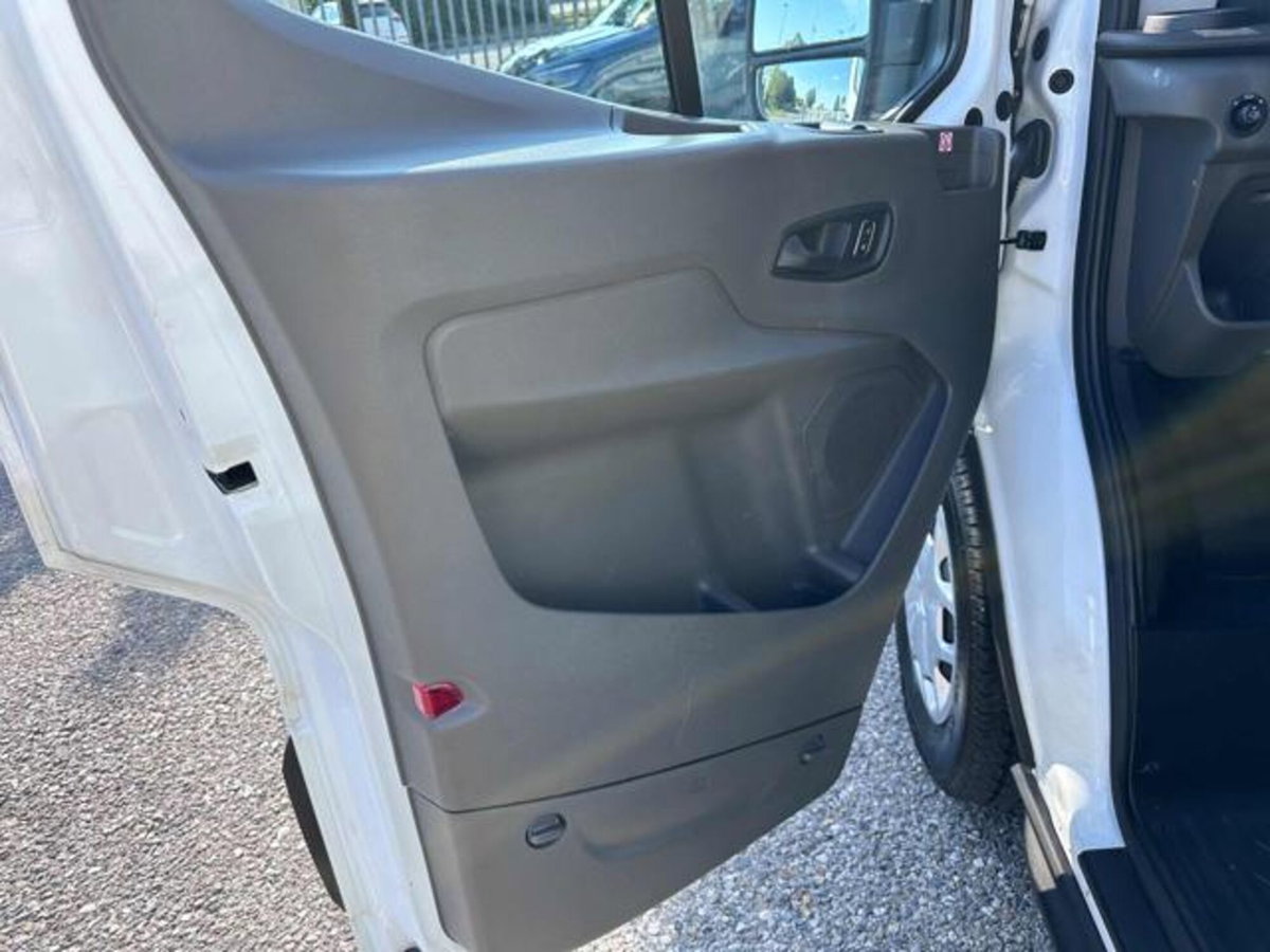 Ford Transit Furgone 350 2.0 EcoBl. 170CV PL-TM Combi base soll. Trend (16)